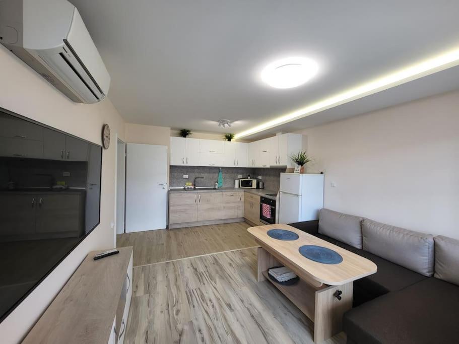 Bright City Apartment Warna Zewnętrze zdjęcie